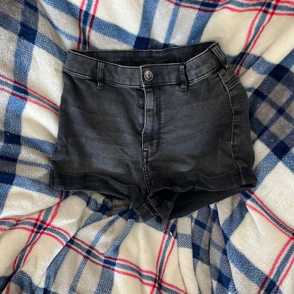 Women’s Black Jean shorts